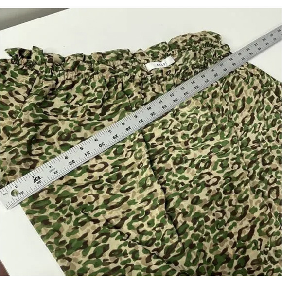 RO & DE Blouse Womens Small Green Camo One Shoulder Long Sleeve Top Made USA - Picture 6 of 7